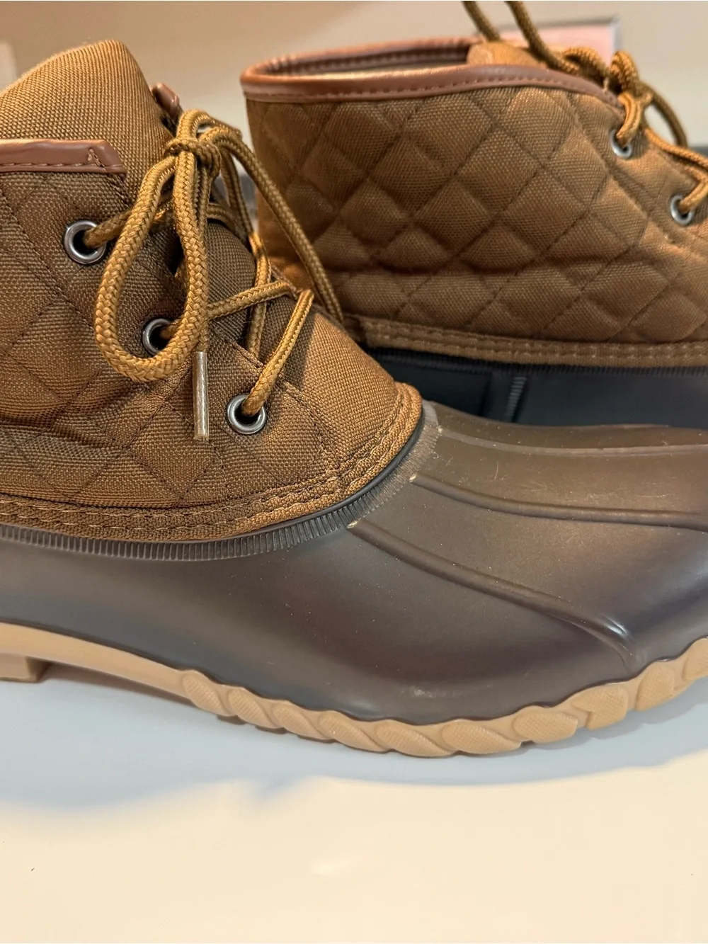 St. Johns Bay durable lace